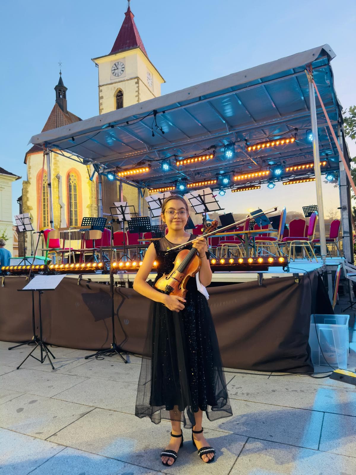 Lara Tamcan violin performance — photo 7