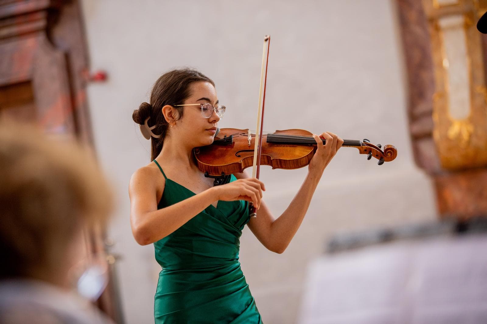 Lara Tamcan violin performance — photo 10